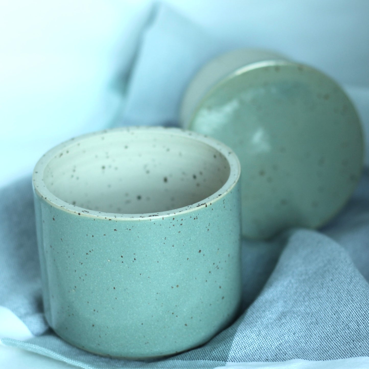 Salviegrønn smørklokke