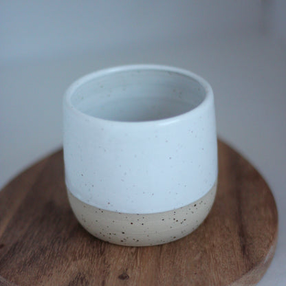 Hvit tumbler