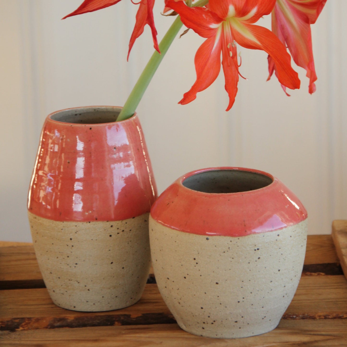 Pink lady vid vase