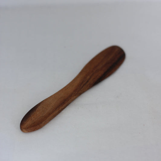 Håndlaget trekniv