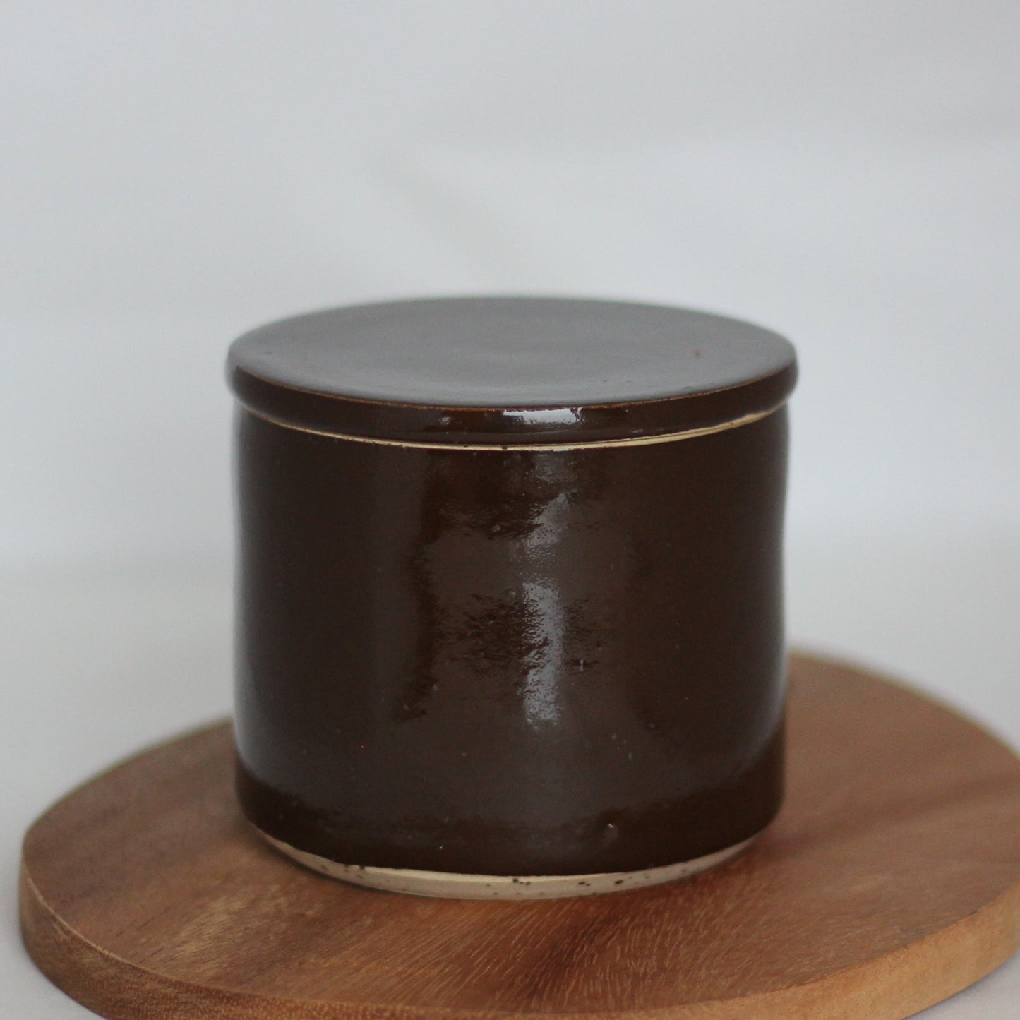 Sjokoladebrun smørklokke