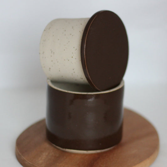 Sjokoladebrun smørklokke