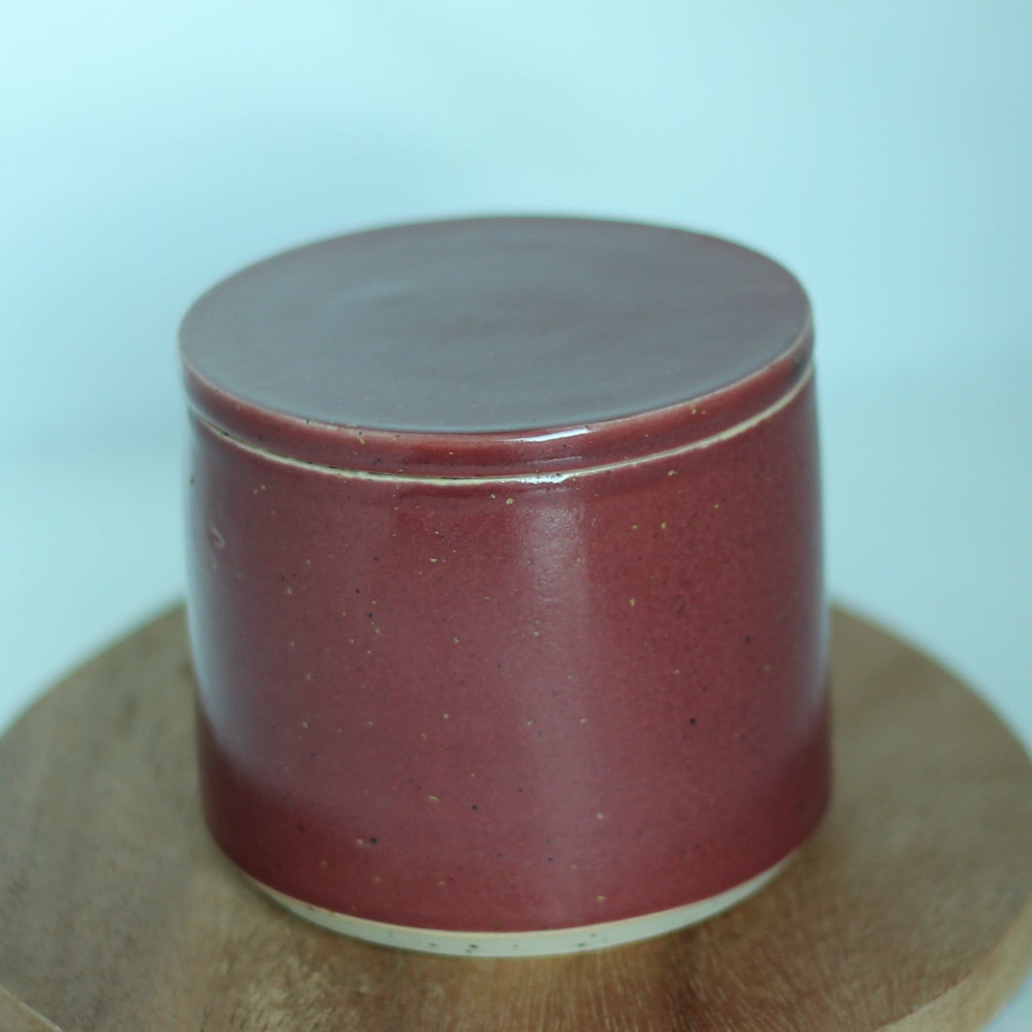 Burgunderrød smørklokke