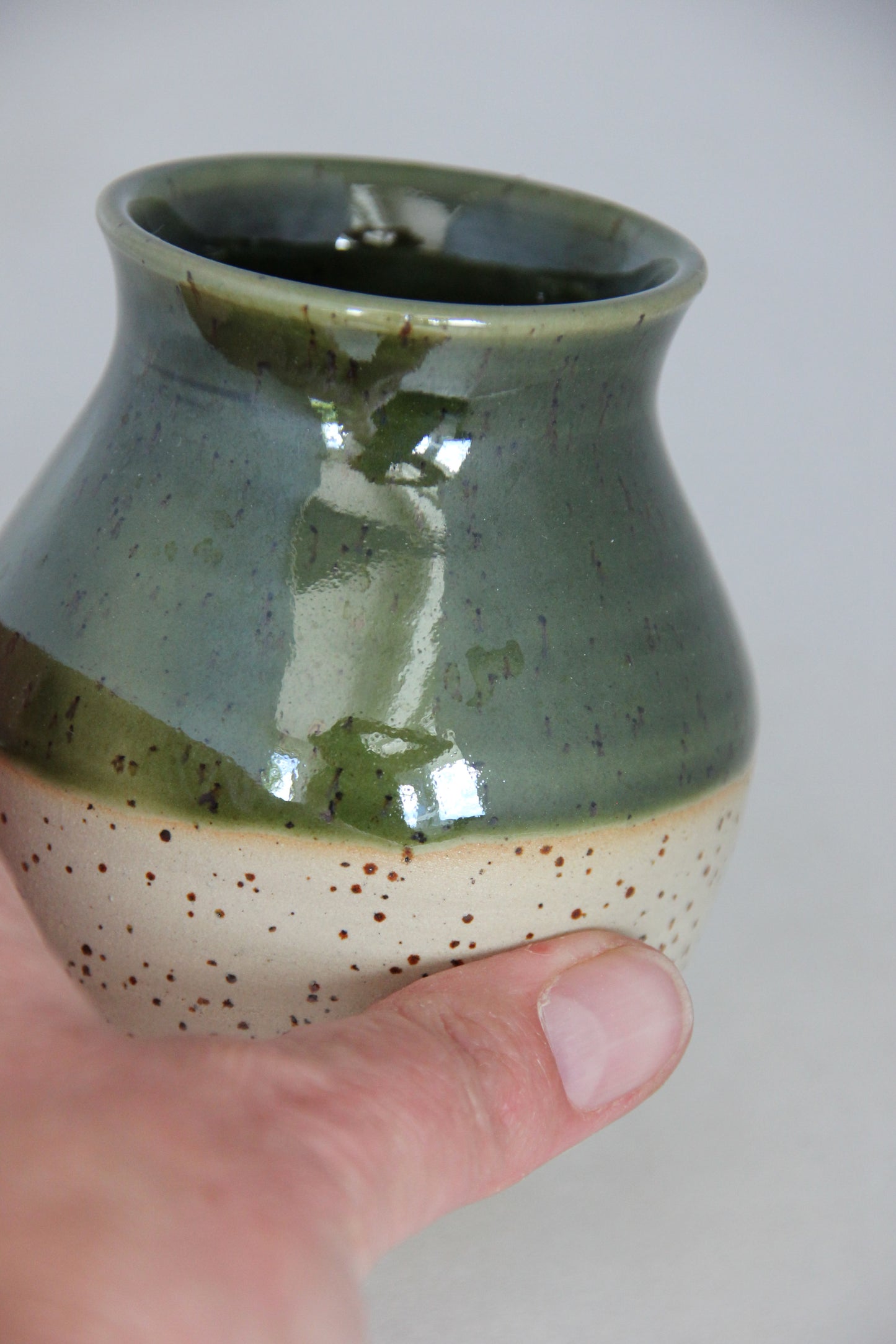 Grønn minivase nr 1